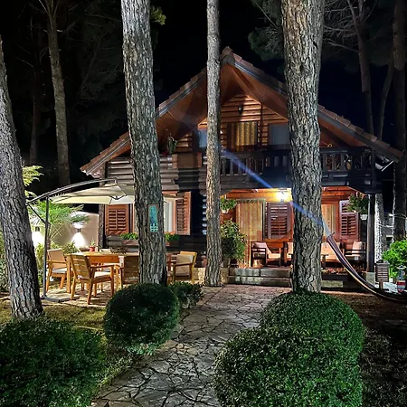 Holiday home Lulebore