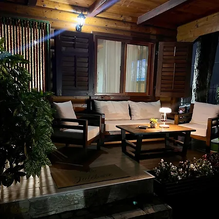 Lulebore * Velipojë