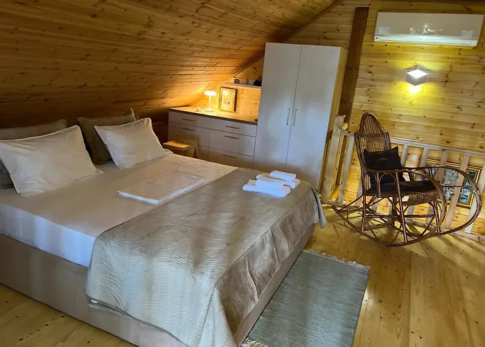 Lulebore * Velipojë